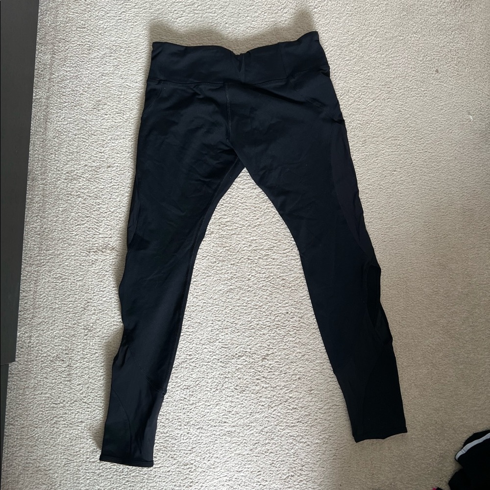 Lorna Jane cut out tights.